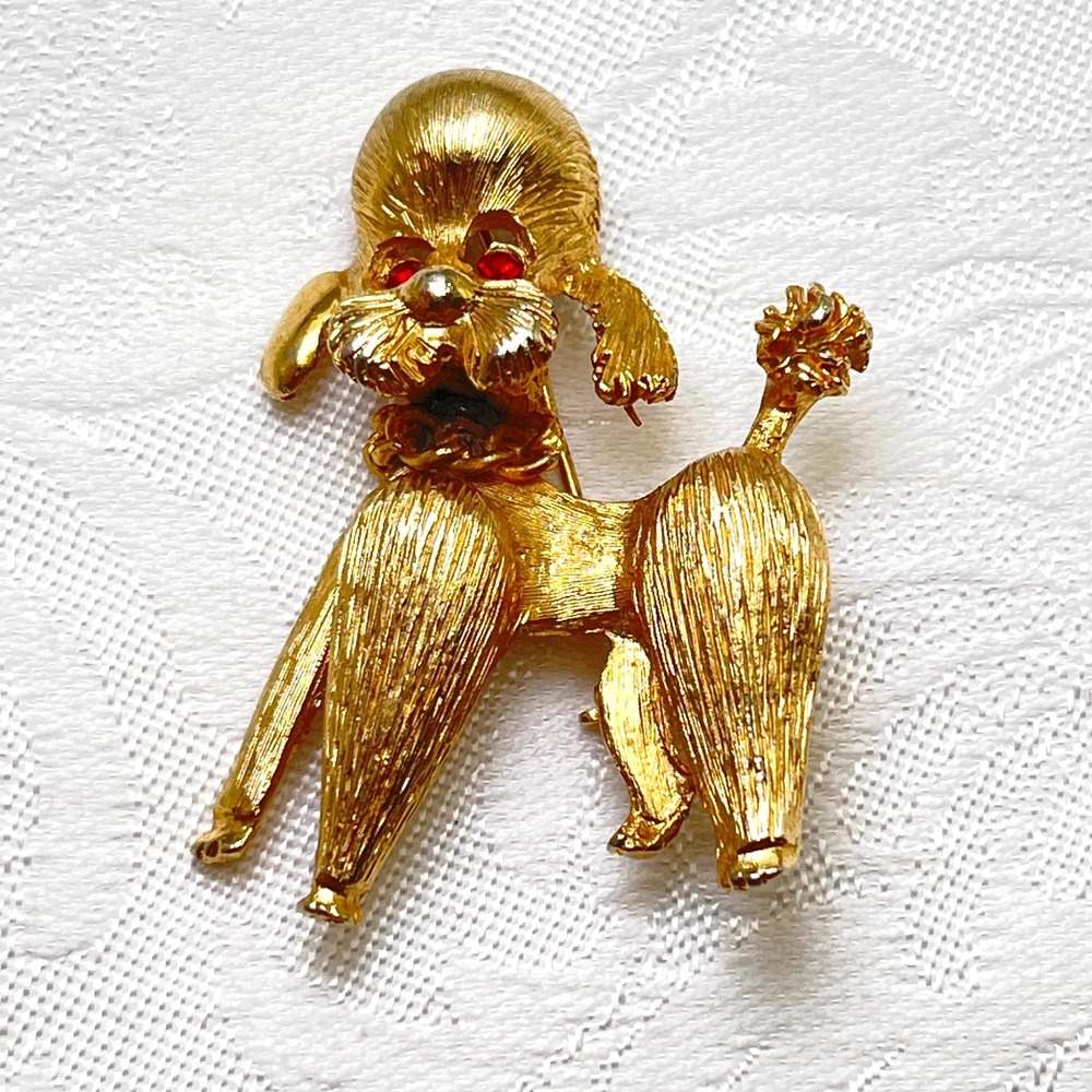 Vintage Brushed Gold Tone Poodle Dog Brooch w/ Red Rhinestone Eyes
